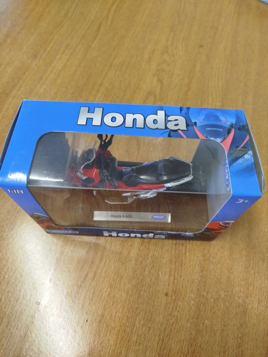 Miniatura Honda x-adv 750