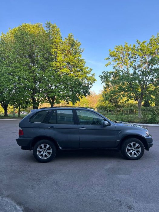 Продам машину bmv x5