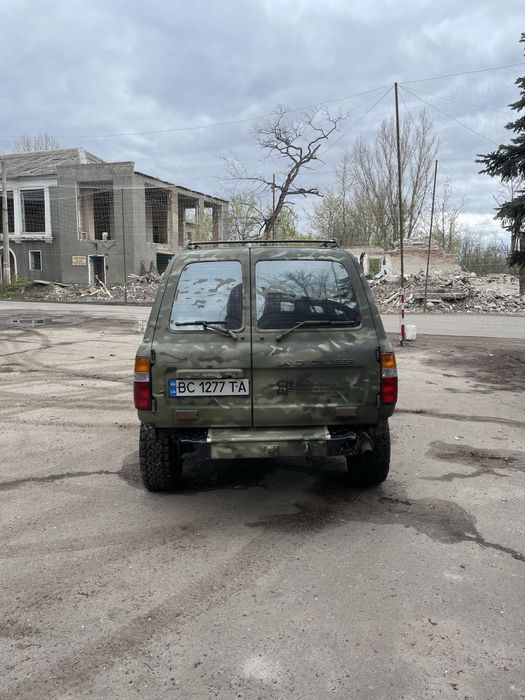 Toyota Land Cruiser 80