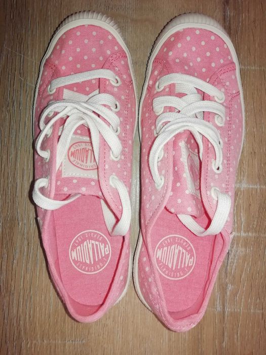 Tênis Palladium rosa às bolinhas brancas n37