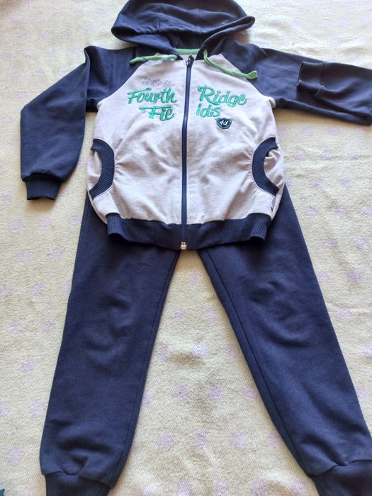 Спортивний костюм для хлопчика
