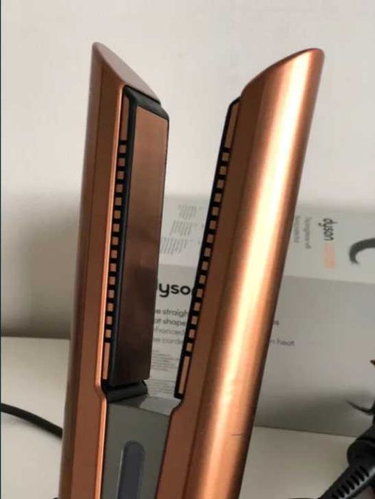 Dyson Corrale - como nova- garantia ate Nov 2026