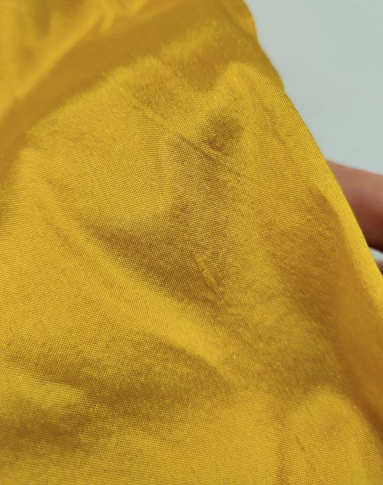 Шелковая наволочка натуральный шелк золотистая Globus