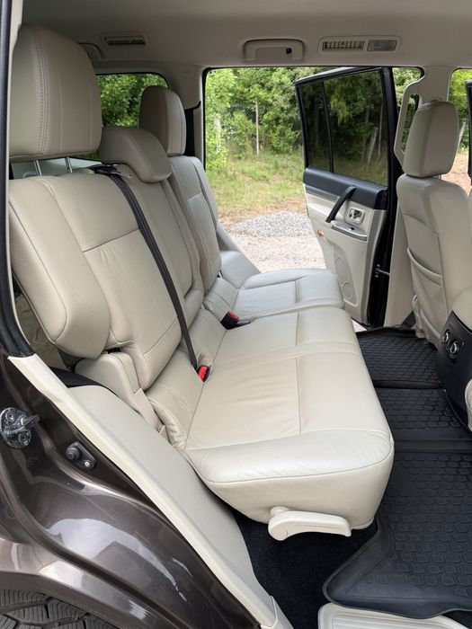 Mitsubishi Pajero  Wagon