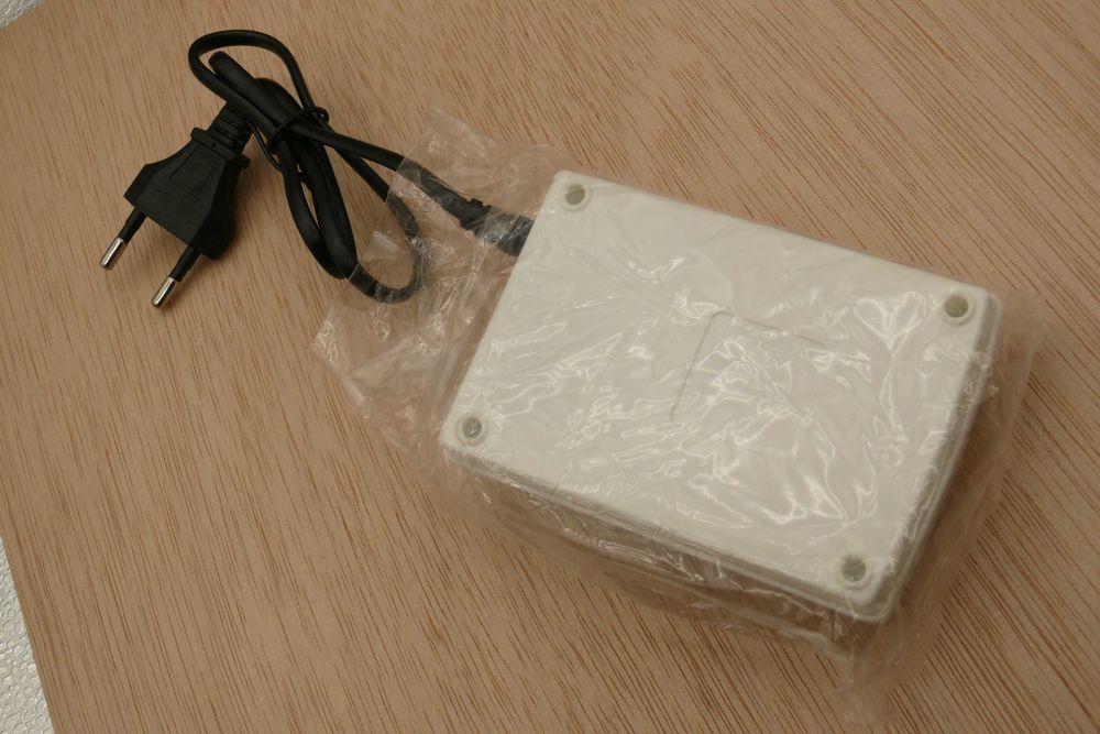 AA and AAA Battery Charger64740217558275122