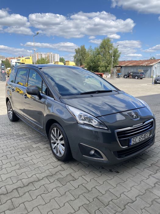 Peugeot 5008