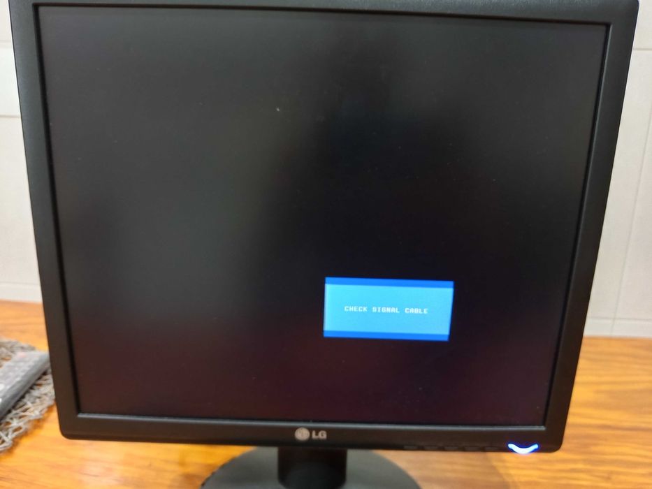 Ecrã 17 polegadas LG