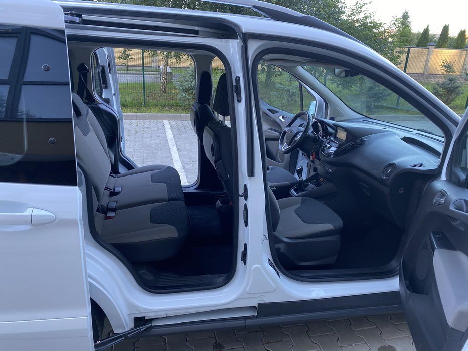 Продам Ford Tourneo Courier