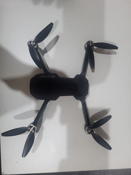 Dron EVI TECH E100 PRO v2025