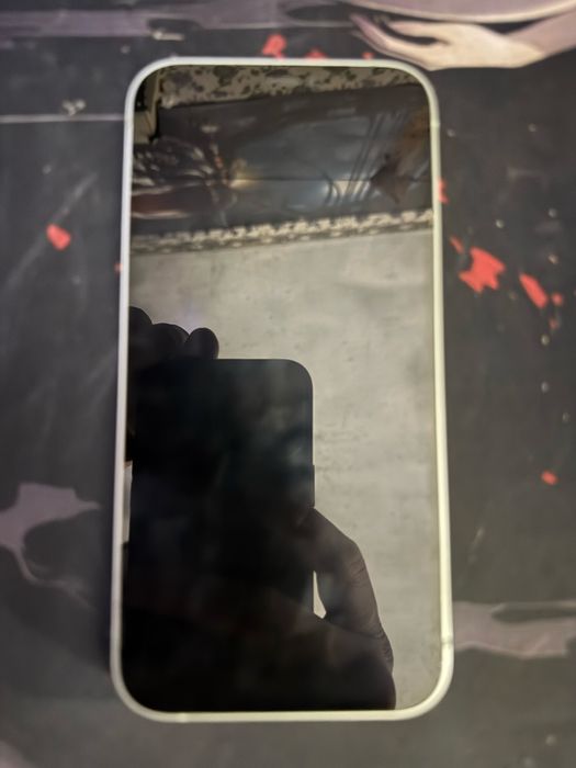 iphone 12 айфон 12 потух