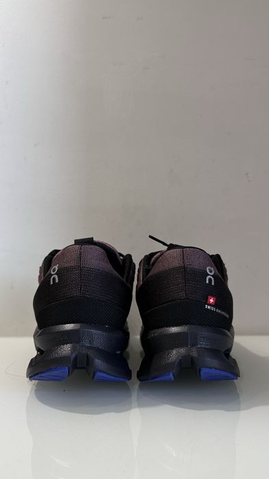 кросівки On Cloudsurfer 2