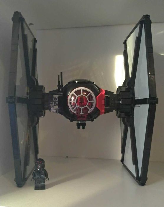 LEGO Star Wars TIE Fighter First Order Original with Minifigure