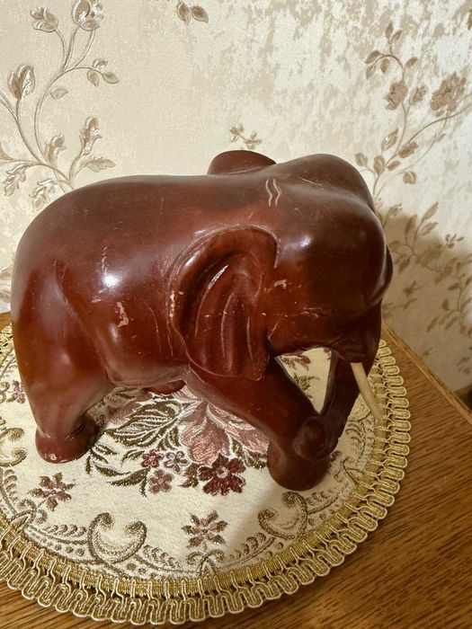 продам фигурки слонов