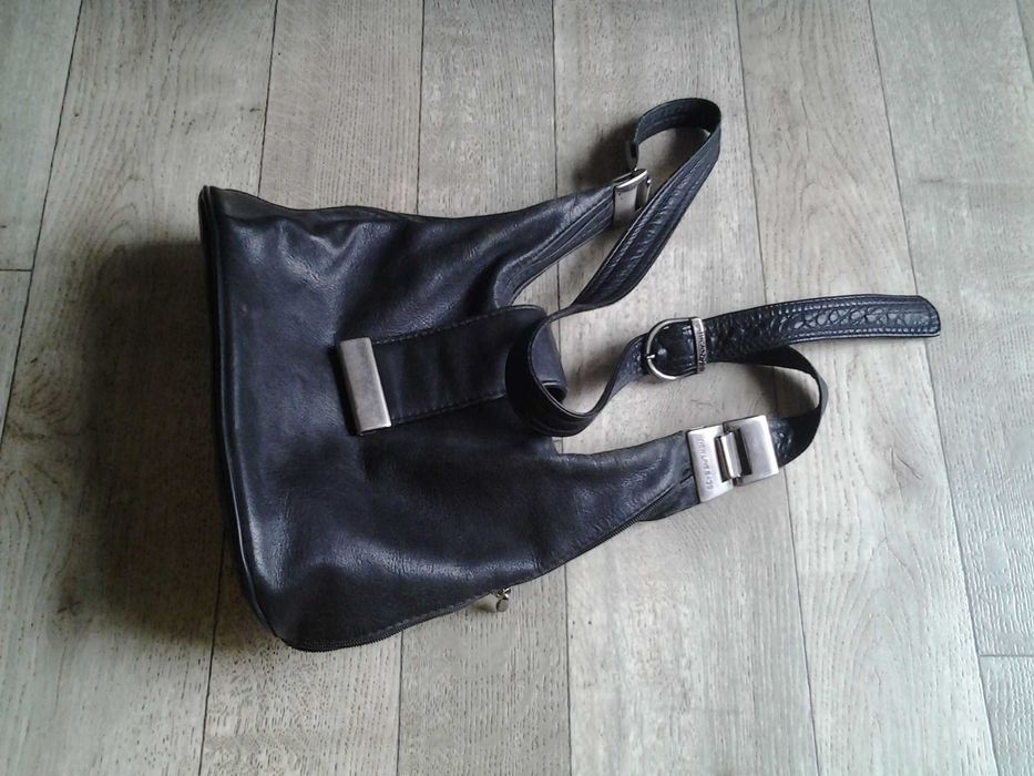 Сумки : кожаная, замшевая, лаковая, из кожзама.