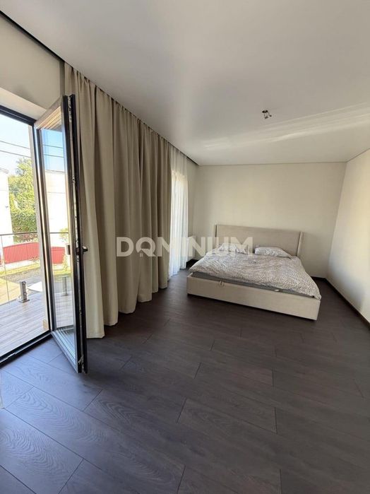 Продаж затишного будинку в м.Тячів