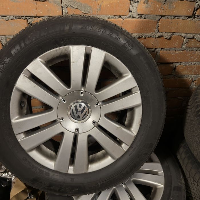 Продам колёса на Volkswagen Passat B6