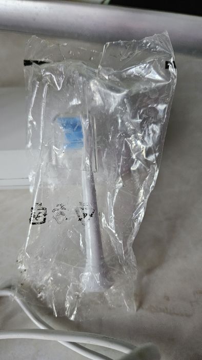 Дуже крута Електрична зубна щітка PHILIPS Sonicare Protective Clean 51