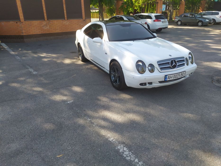 Мерседес w208 clk 320