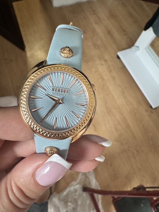 Годиник від Versus Versace