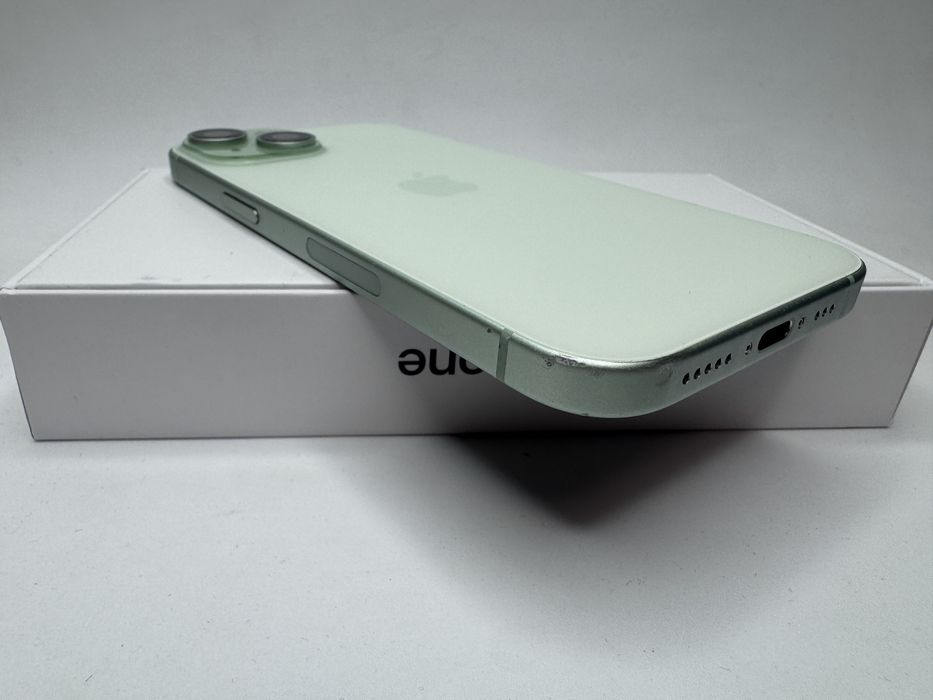 Apple iPhone 15, Green , 256GВ Original,Neverlock