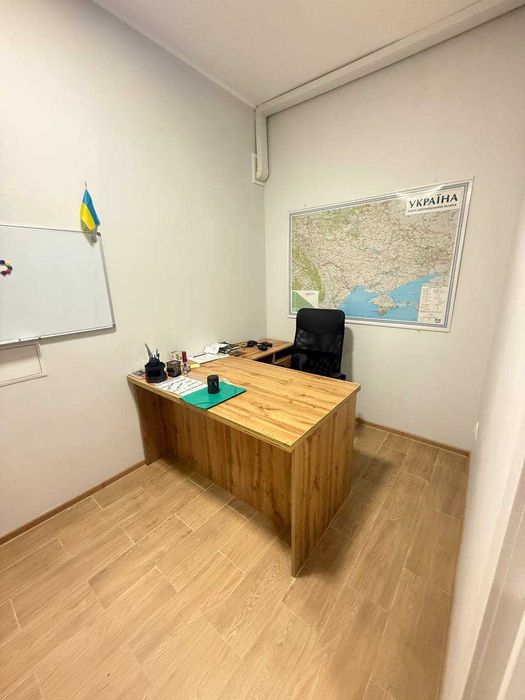 Продаж комерційного приміщення 76 кв.м. в р-ні Поділля - Слов'янка.