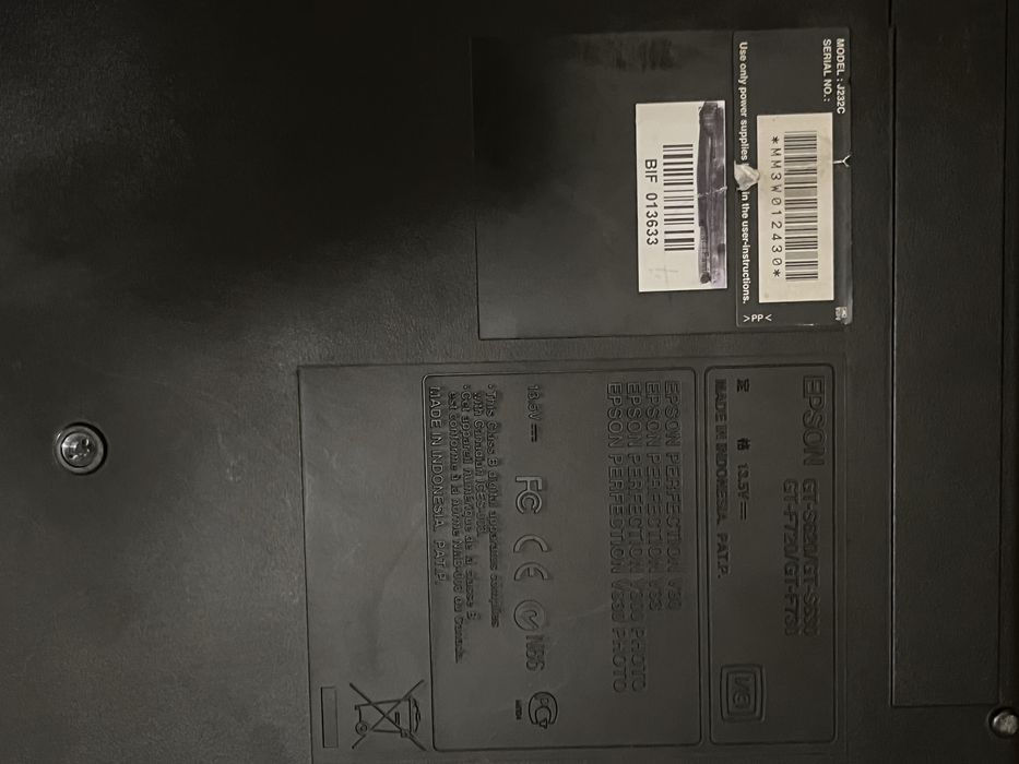 Планшетний сканер Epson V33 формат А4