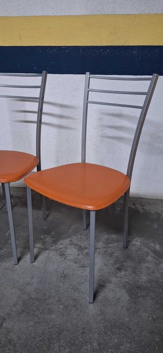3 Cadeiras de Cozinha ou sala