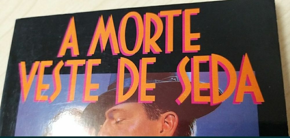 A Morte Veste de Seda.