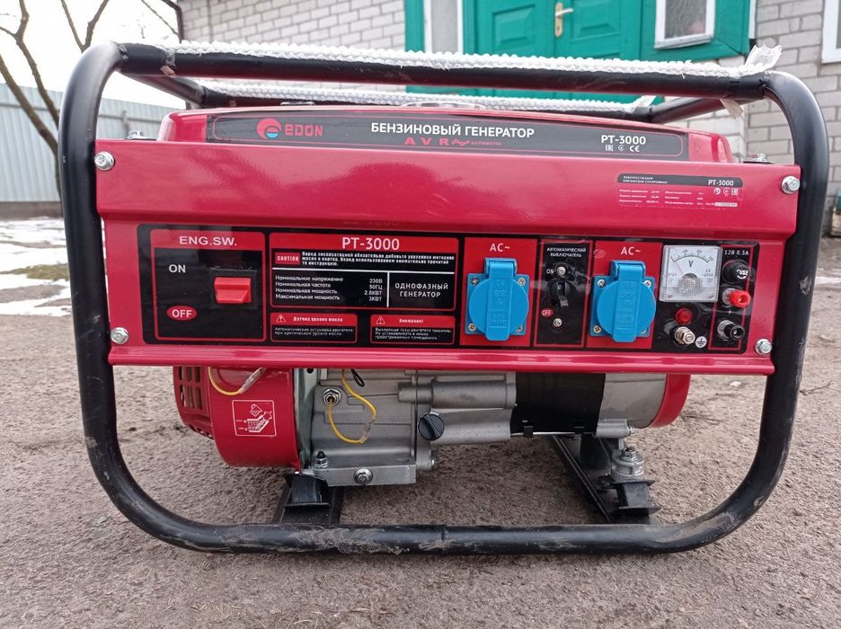 Генератор РТ 3000 бензиновий