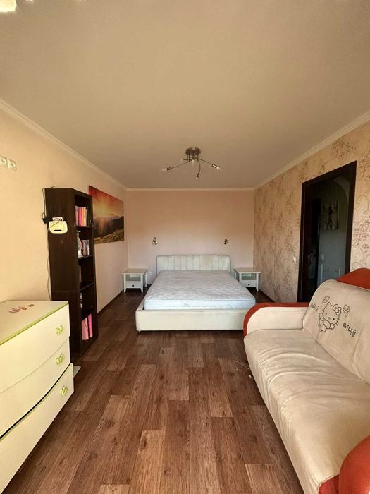 2к. квартира с ремонтом, мебелью и техникой на Добровольского