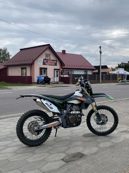 Kaya612 з документами