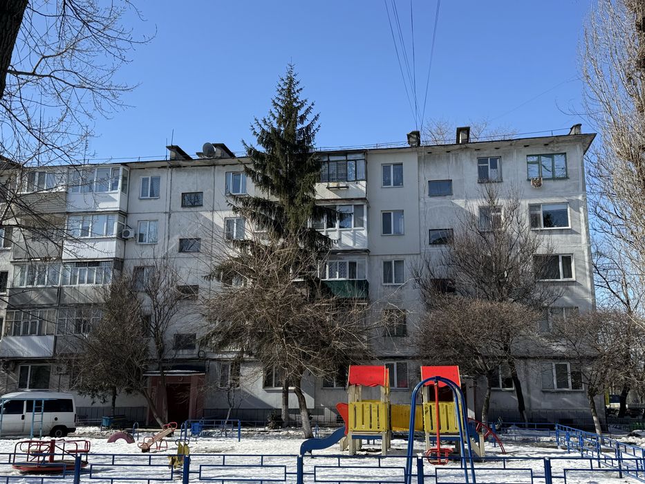 ПРОДАМ 1 кімнатну квартиру в Центрі