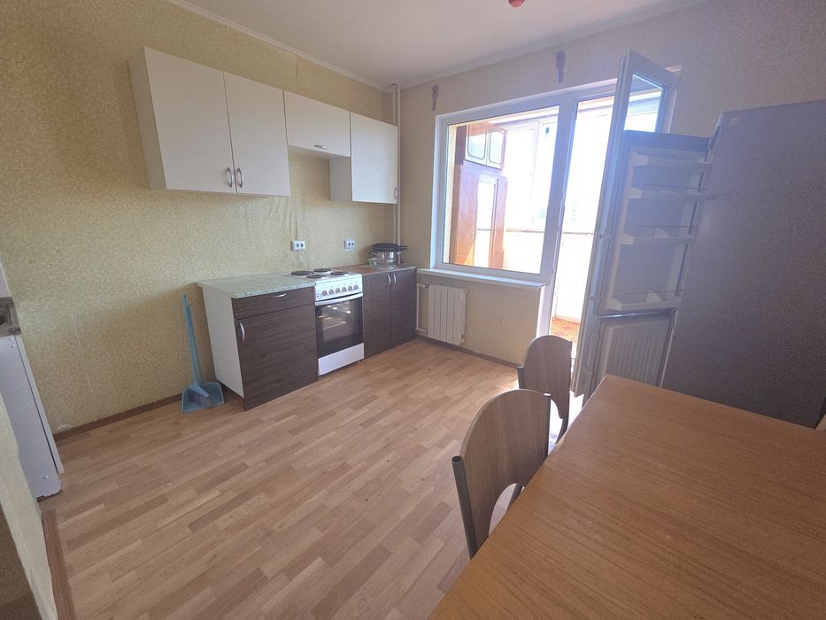 Продам простору квартиру на Позняках 53кв.м вул. Урлівська River Mall