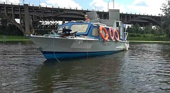 Круизный каютный катер 10м