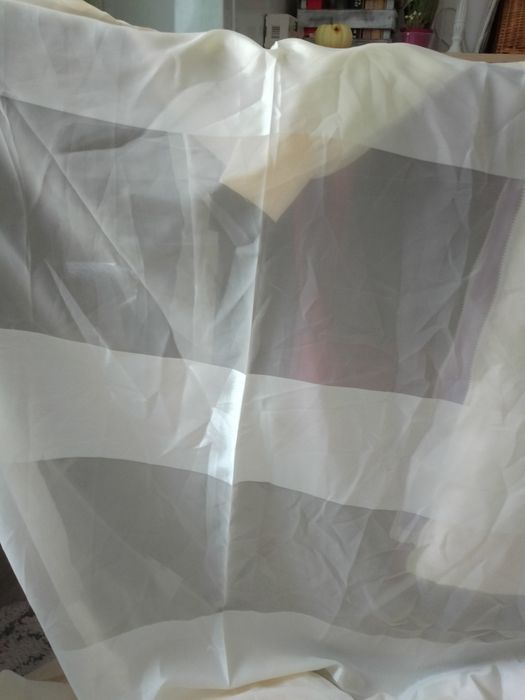 Firana  niemiecka ecru materiał 35 m bierzące w beli