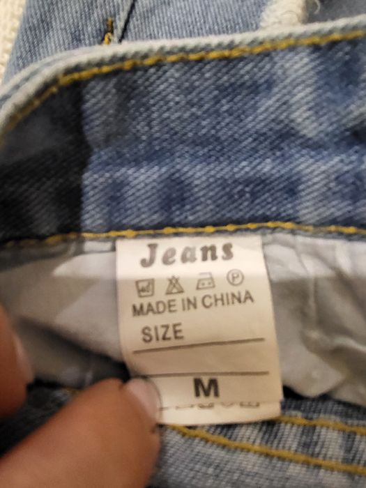 Sprzedam spodnie damskie rozmiar M /38