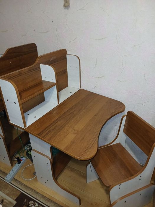 Парта/стіл + стілець з регулюванням