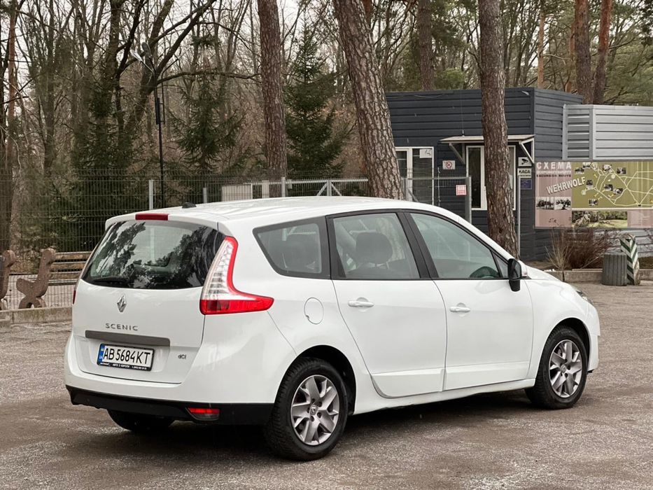 Рено Гранд Сценік 2011 рік К9К