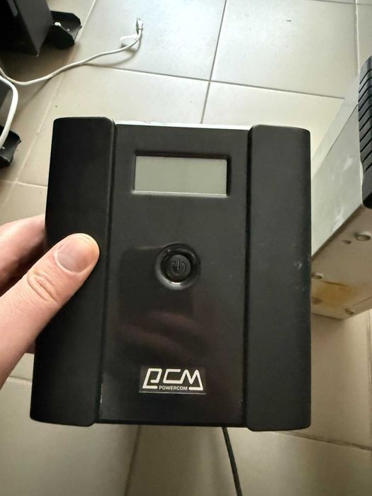 Джерело безперебійного живлення Powercom RPT-1500AP LCD