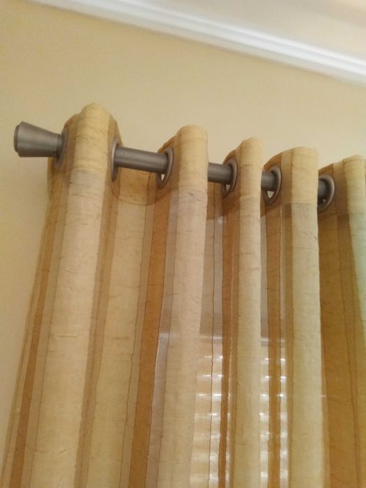 Cortinas para quarto, em bom estado!!