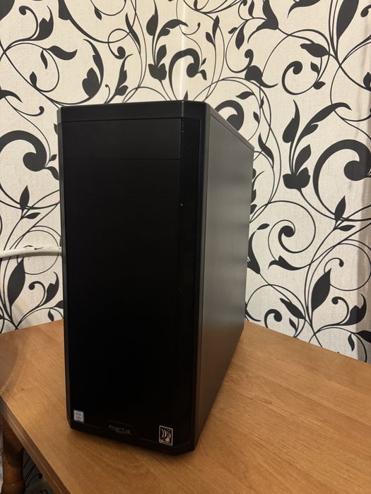 Корпус пк Fractal Design Core