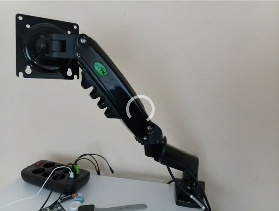 Крепление для монитора