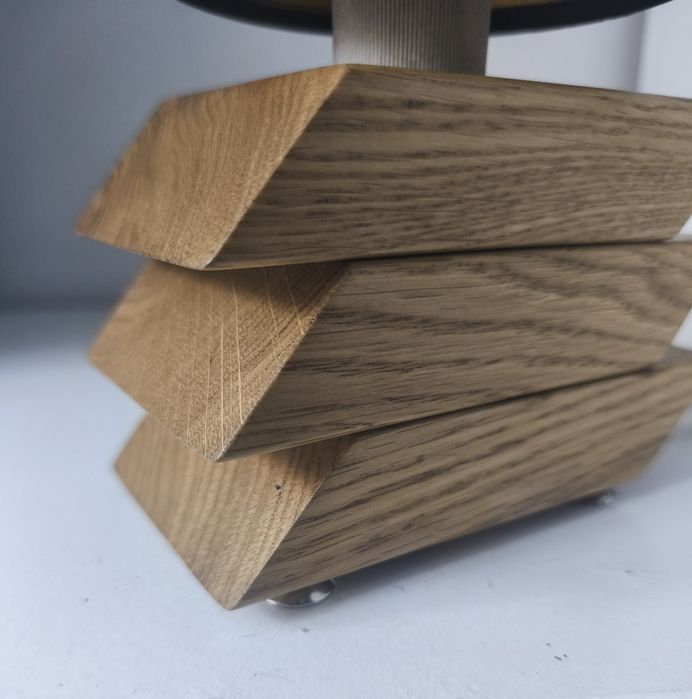 Lampka nocna drewniana