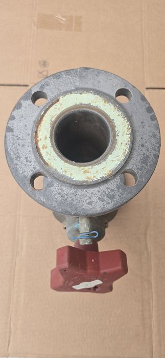 Bomba circuladora vertical Grundfos, Passador/Válvula de balanceamento com falange Tour & Andersson de 2-1/2"
Mod. TP 50-110/4 A-F-A-BAQE  - 96087106