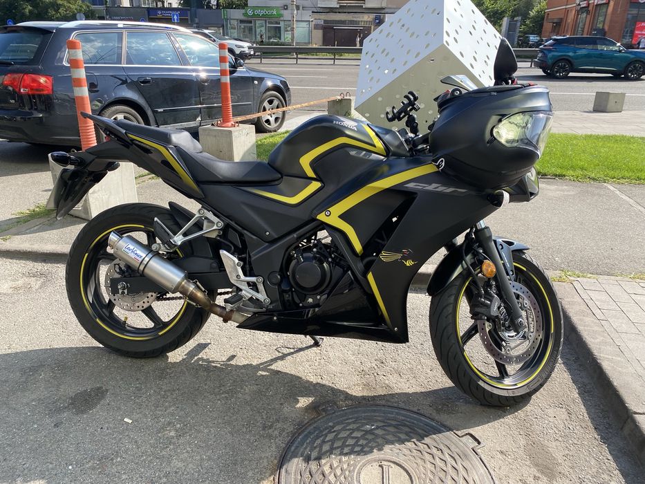Терміновий продаж Мотоцил Honda cbr300r