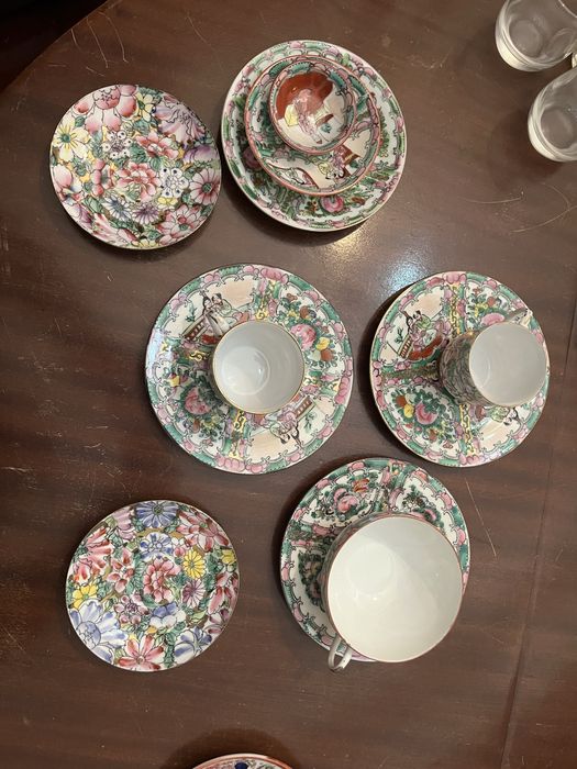 Conjunto de loiças de cha