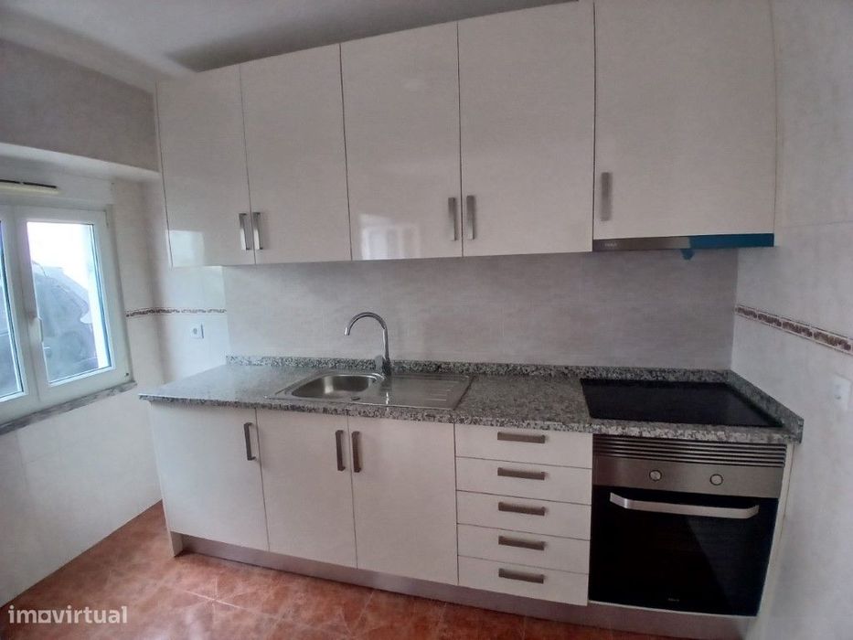 Moradia Terrea T1 em Bucelas, Loures