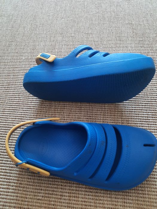 Calçado criança - Crocs
