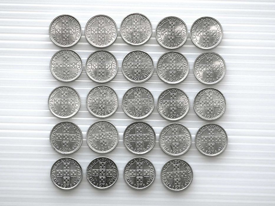 Lote de 24 Moedas 10 Centavos 1976