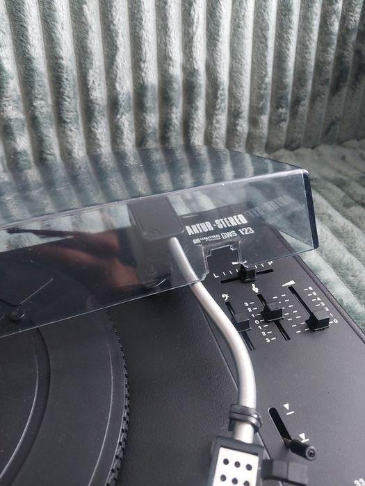 Gramofon Artur GWS 123
